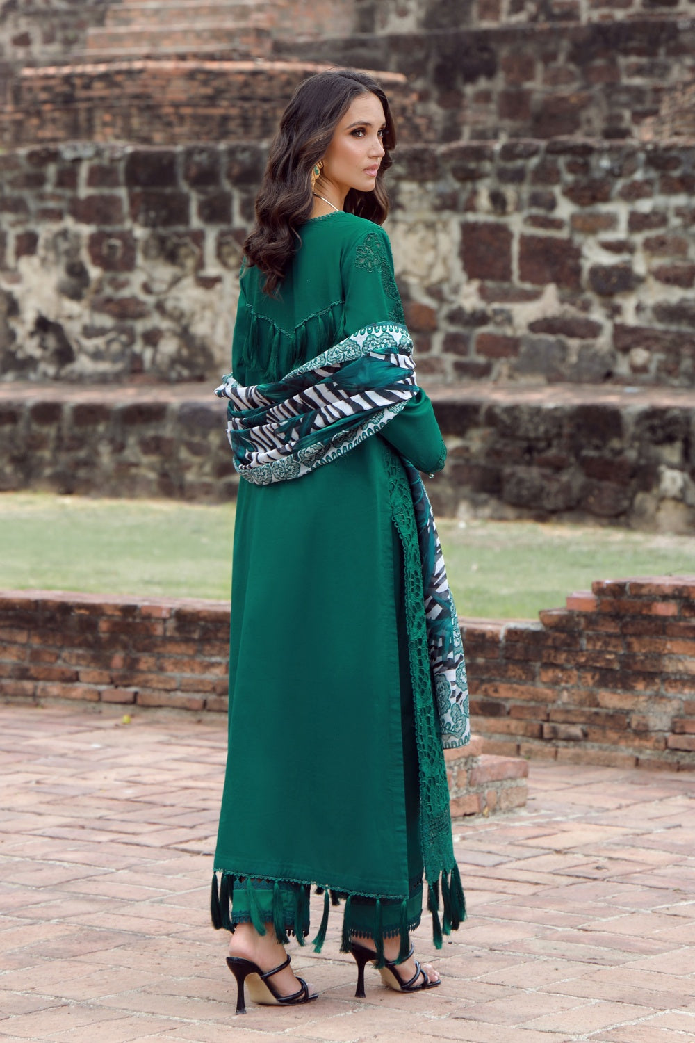 Emerald Drape With Open Shirt