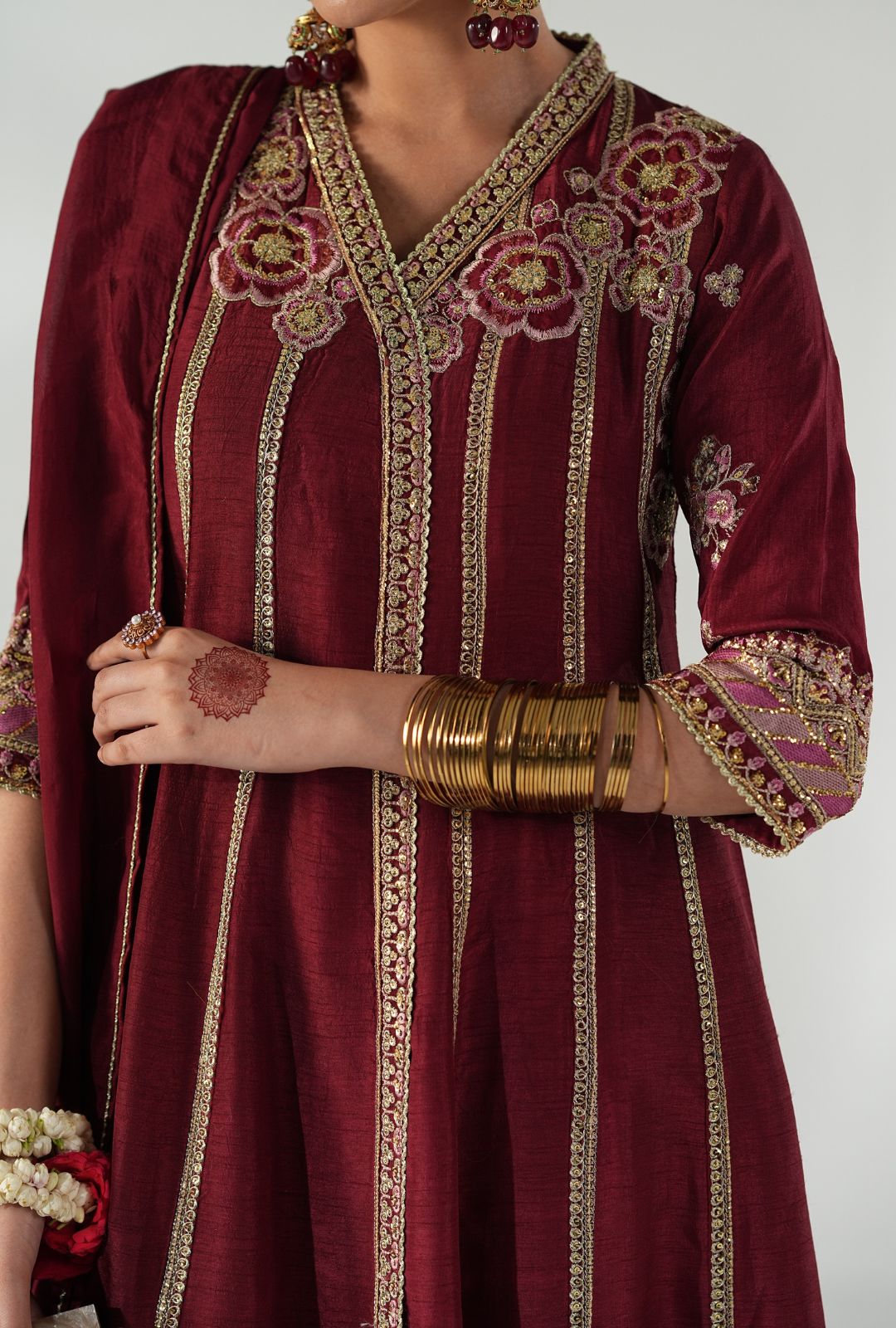 Ruby Raffia