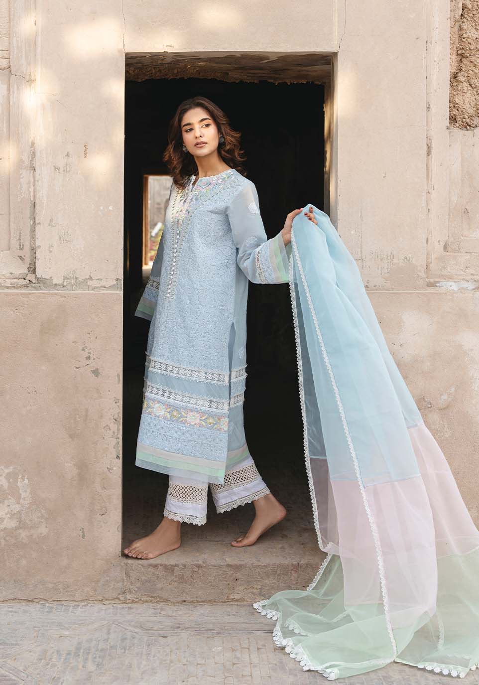 AAB-E-RAUNAQ