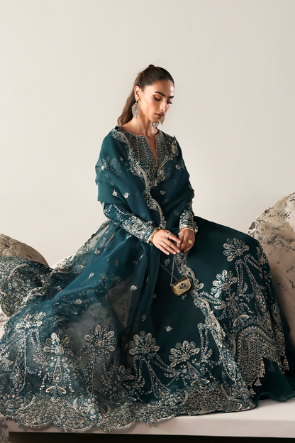 STARLIGHT SWAY Luxury Pakistani Fashion
