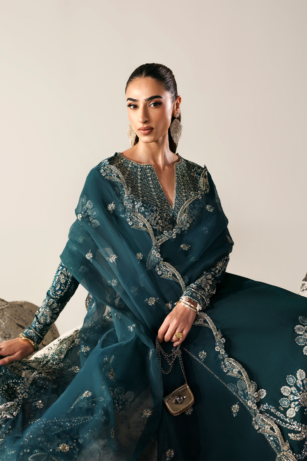 STARLIGHT SWAY Luxury Pakistani Fashion