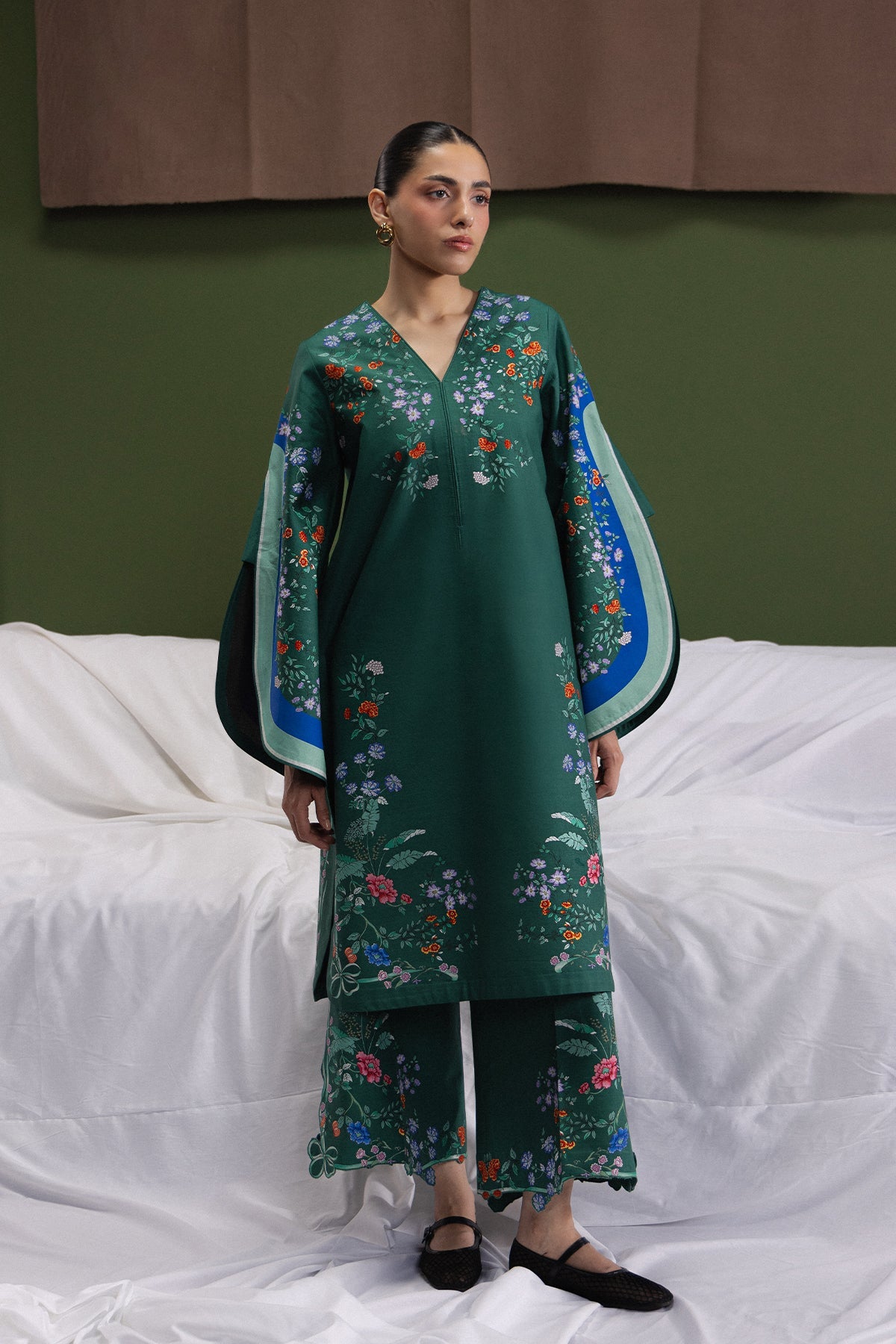 Willow Aesthetic Cambric Pakistani Summer Dresses - Afrozeh - 1