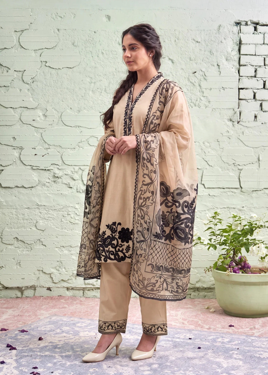 Singhar Skin Premium Fabric Pakistani Summer Dresses - Sahiba-clothing - 6