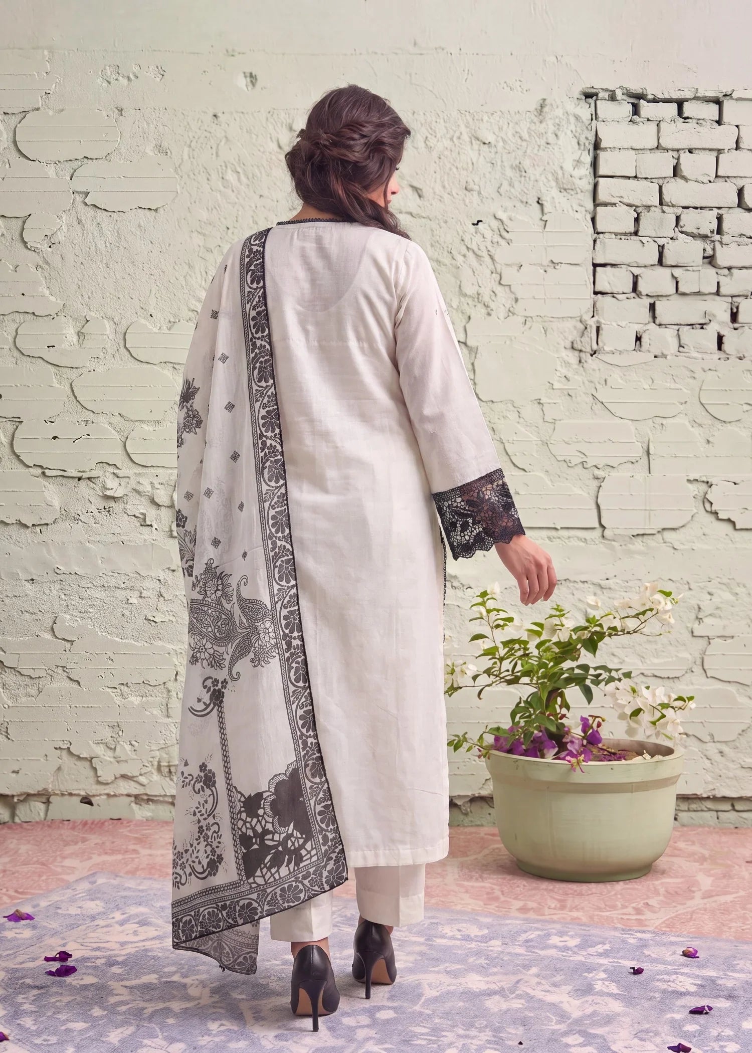 Sarosh Premium Fabric Pakistani Summer Dresses - Sahiba-clothing - 5