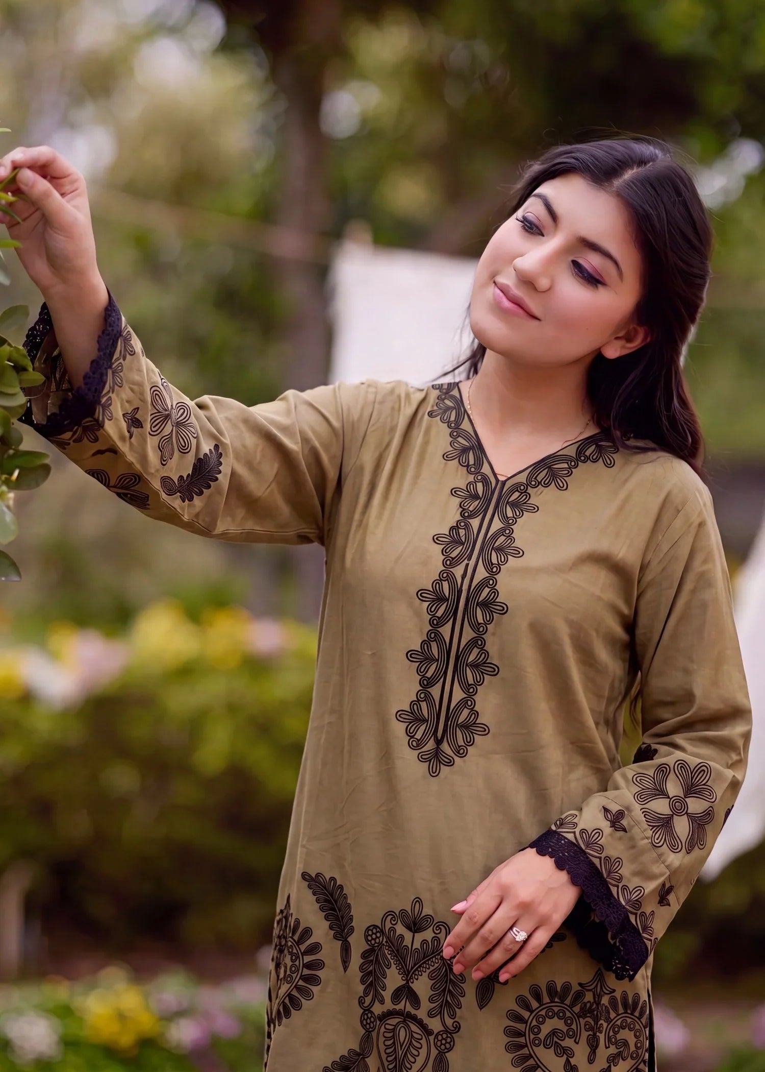 Qalamkar Mehndi Premium Fabric Pakistani Summer Dresses - Sahiba-clothing - 4