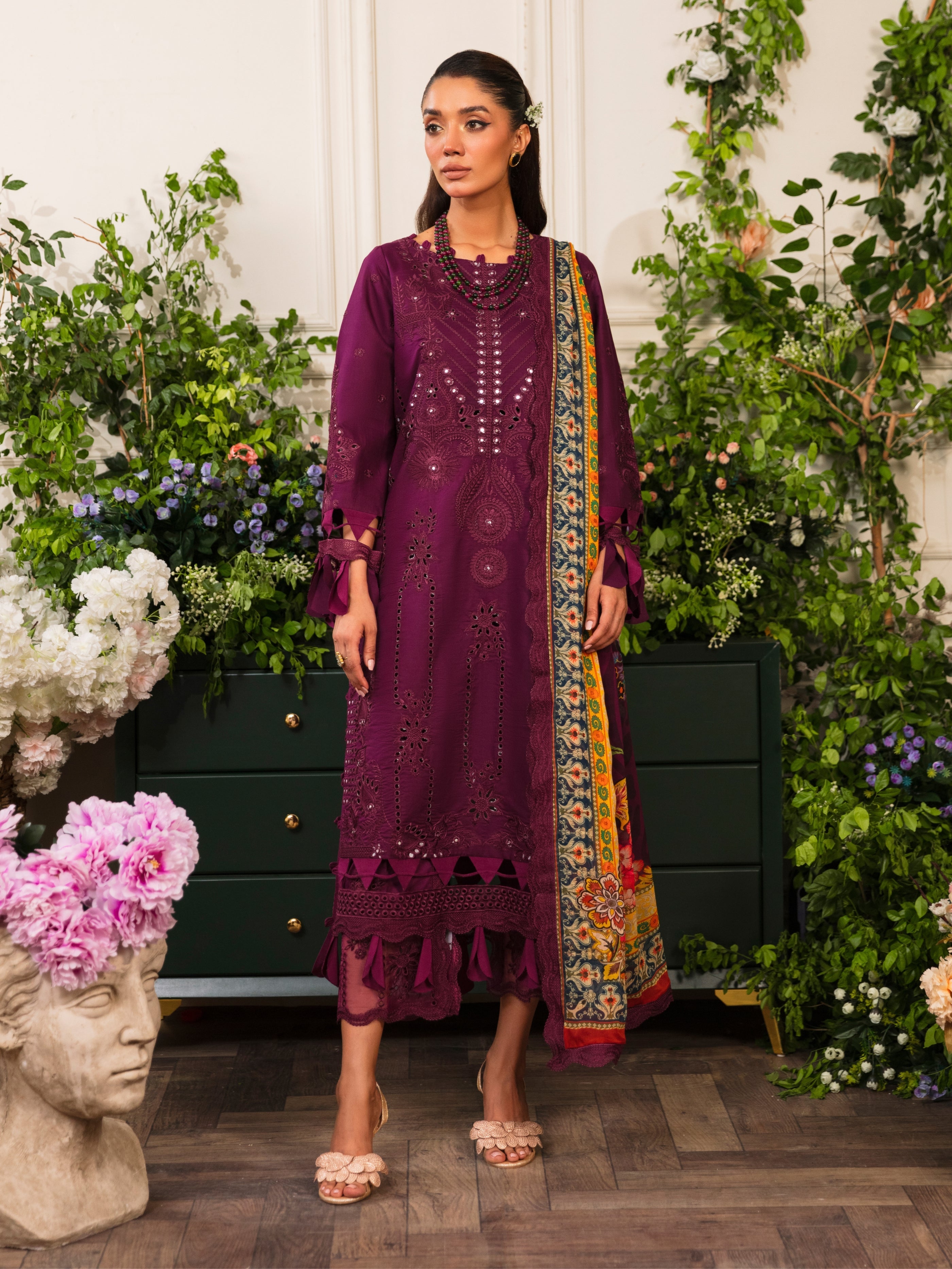Floret-NL-05 Luxury Pakistani Fashion