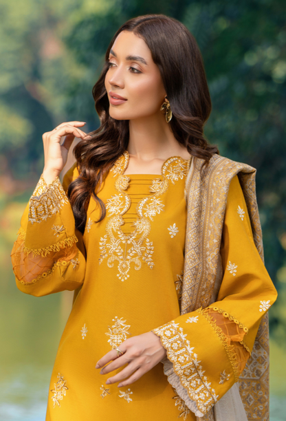 Onora - D02 Jacquard Pakistani Winter Dresses - Humdum - 4