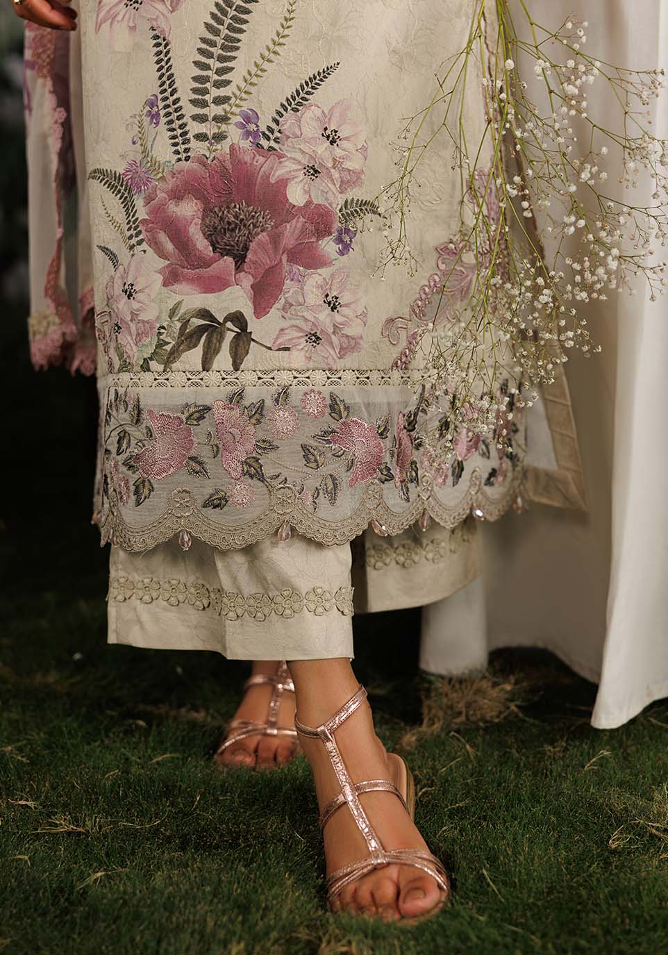 MEHRAAB-E-GUL ZQ003 Chiffon Pakistani Summer Dresses - Zarqash - 4