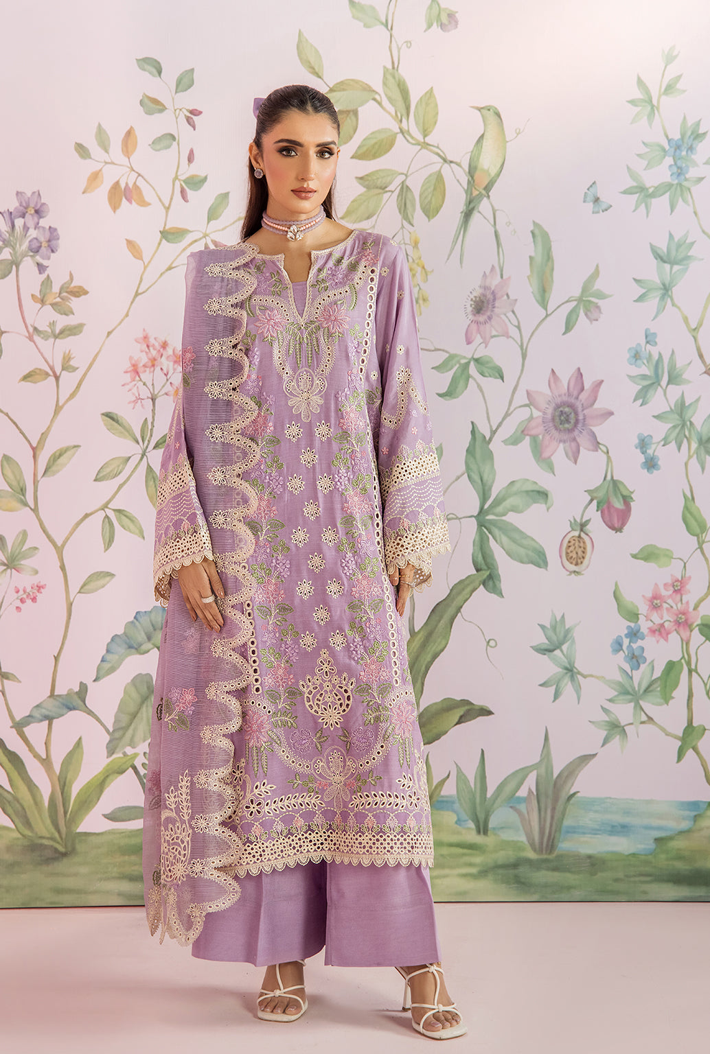 ELANORA Luxury Pakistani Fashion