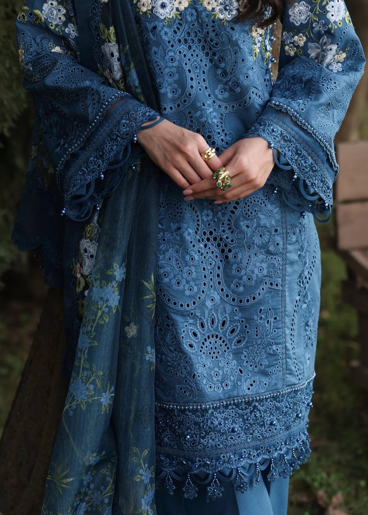 BLUE BLOSSOMS