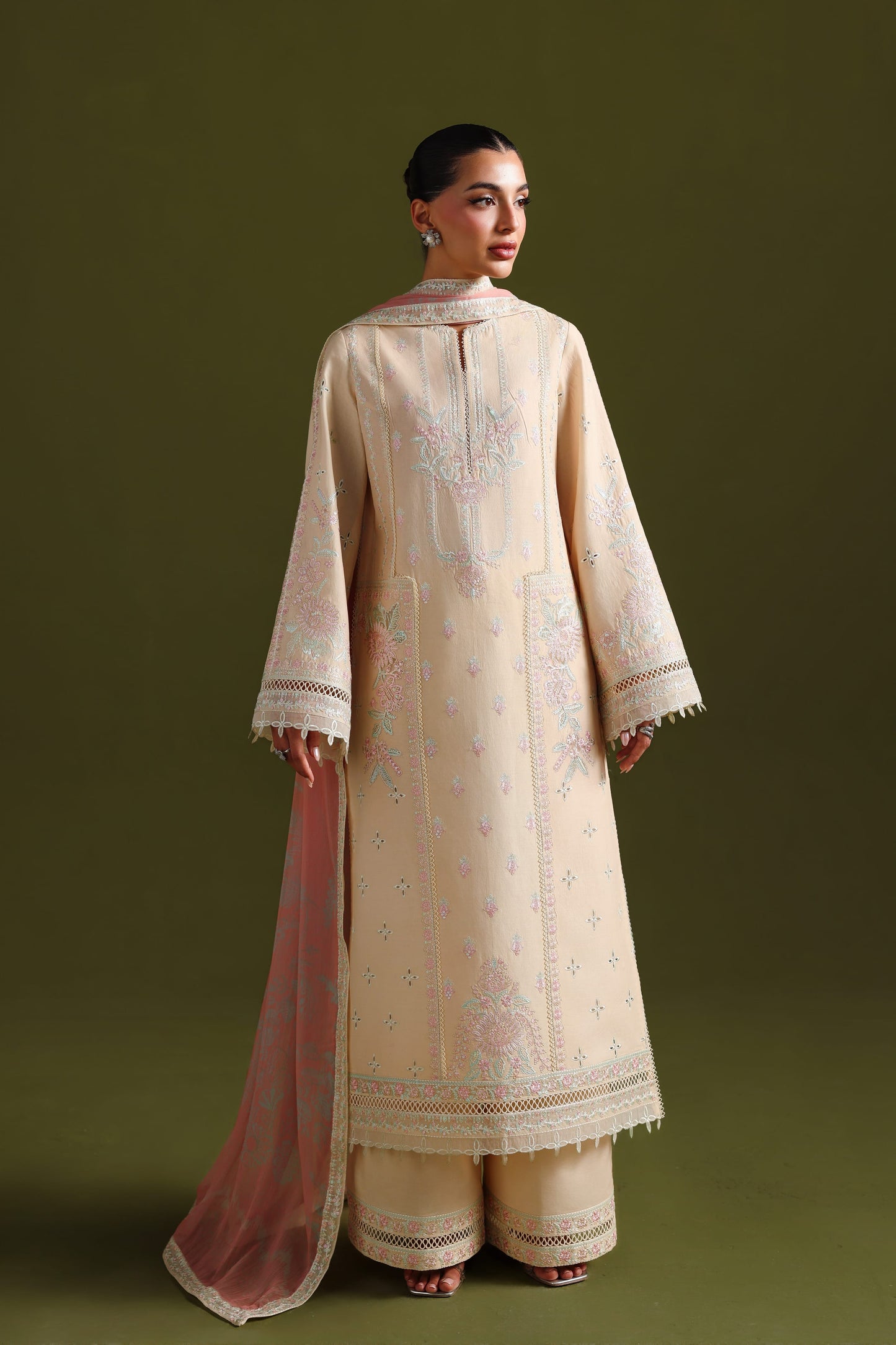 Esmira