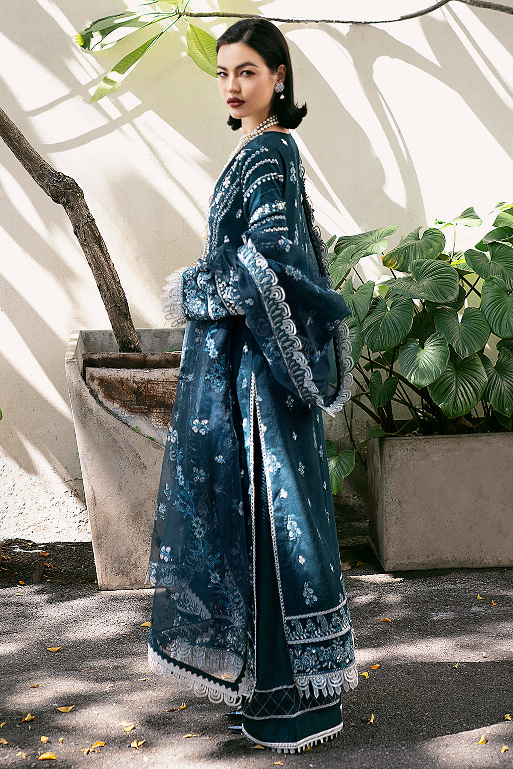 Bella Raw Silk Pakistani Formal Dresses - Saad Shaikh - 9