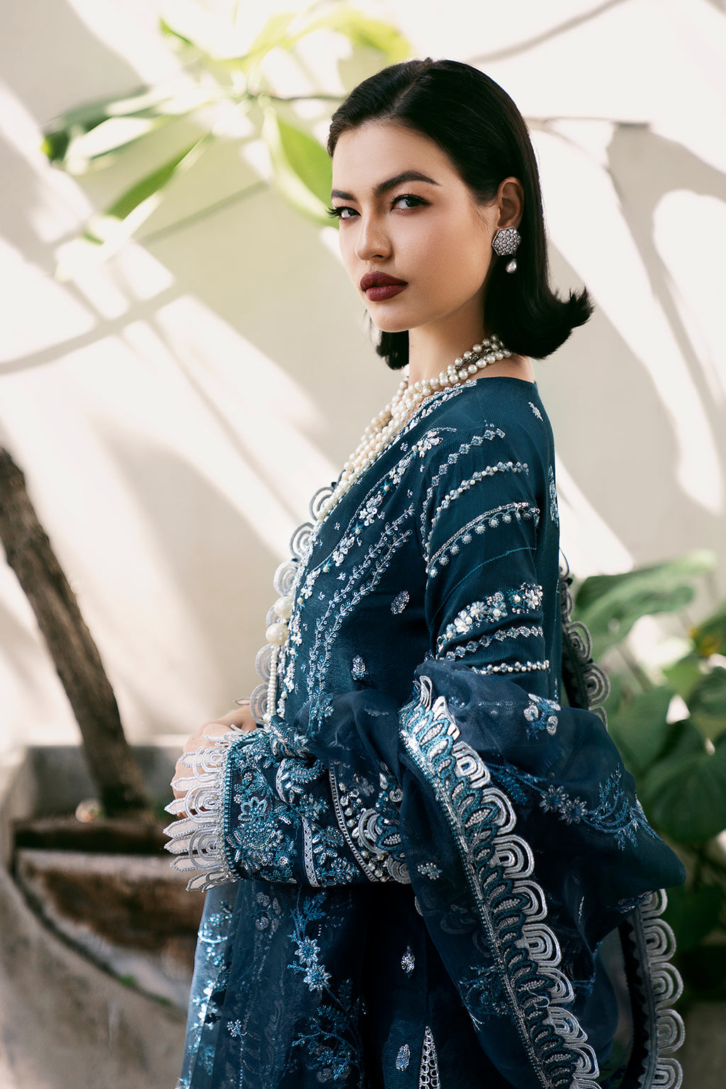 Bella Raw Silk Pakistani Formal Dresses - Saad Shaikh - 10