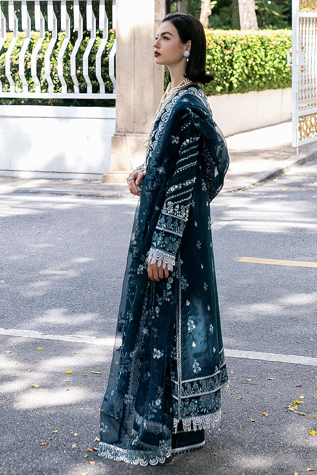 Bella Raw Silk Pakistani Formal Dresses - Saad Shaikh - 16