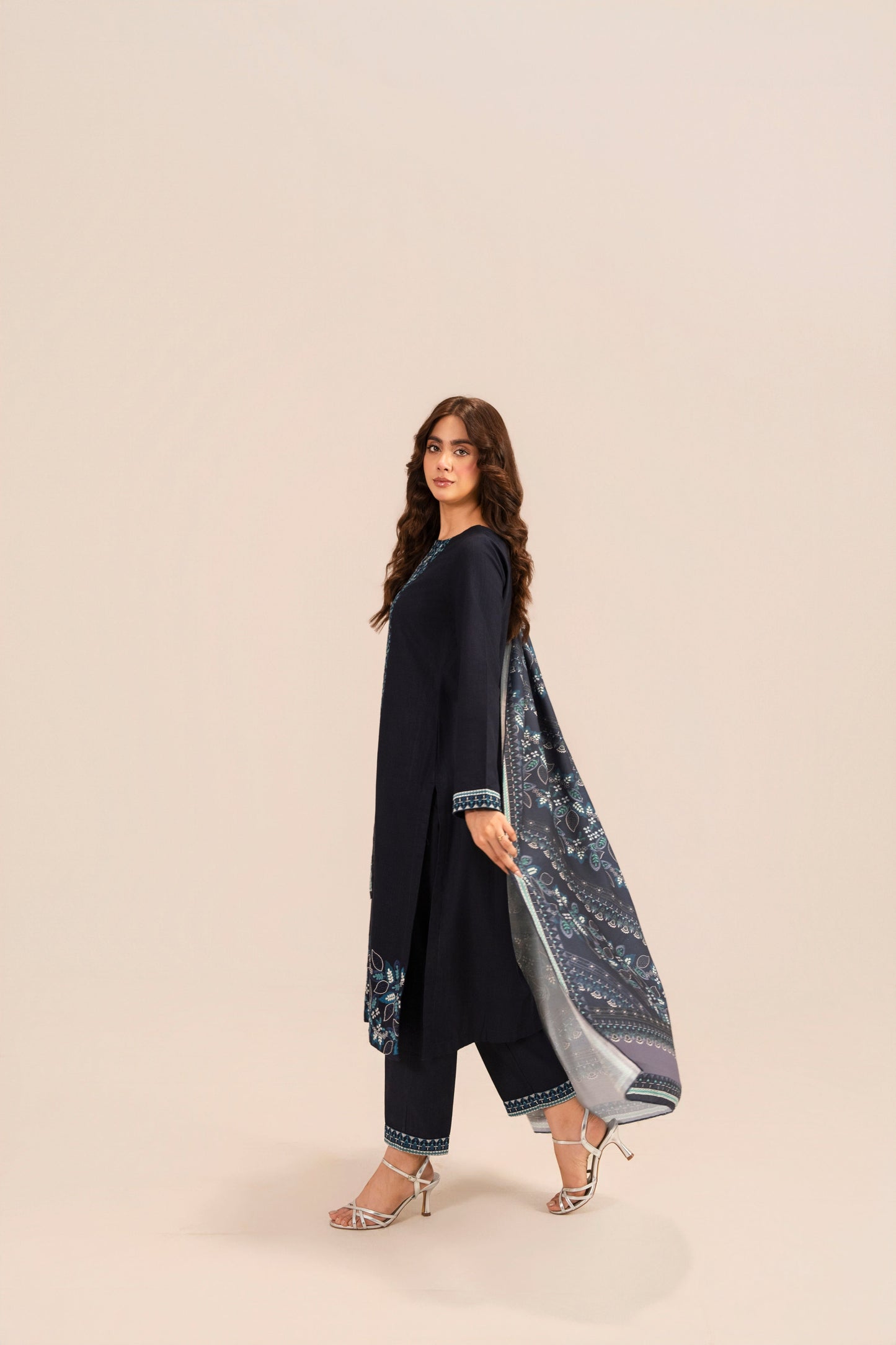 Savaaz Premium Fabric Pakistani Winter Dresses - Sahiba-clothing - 6