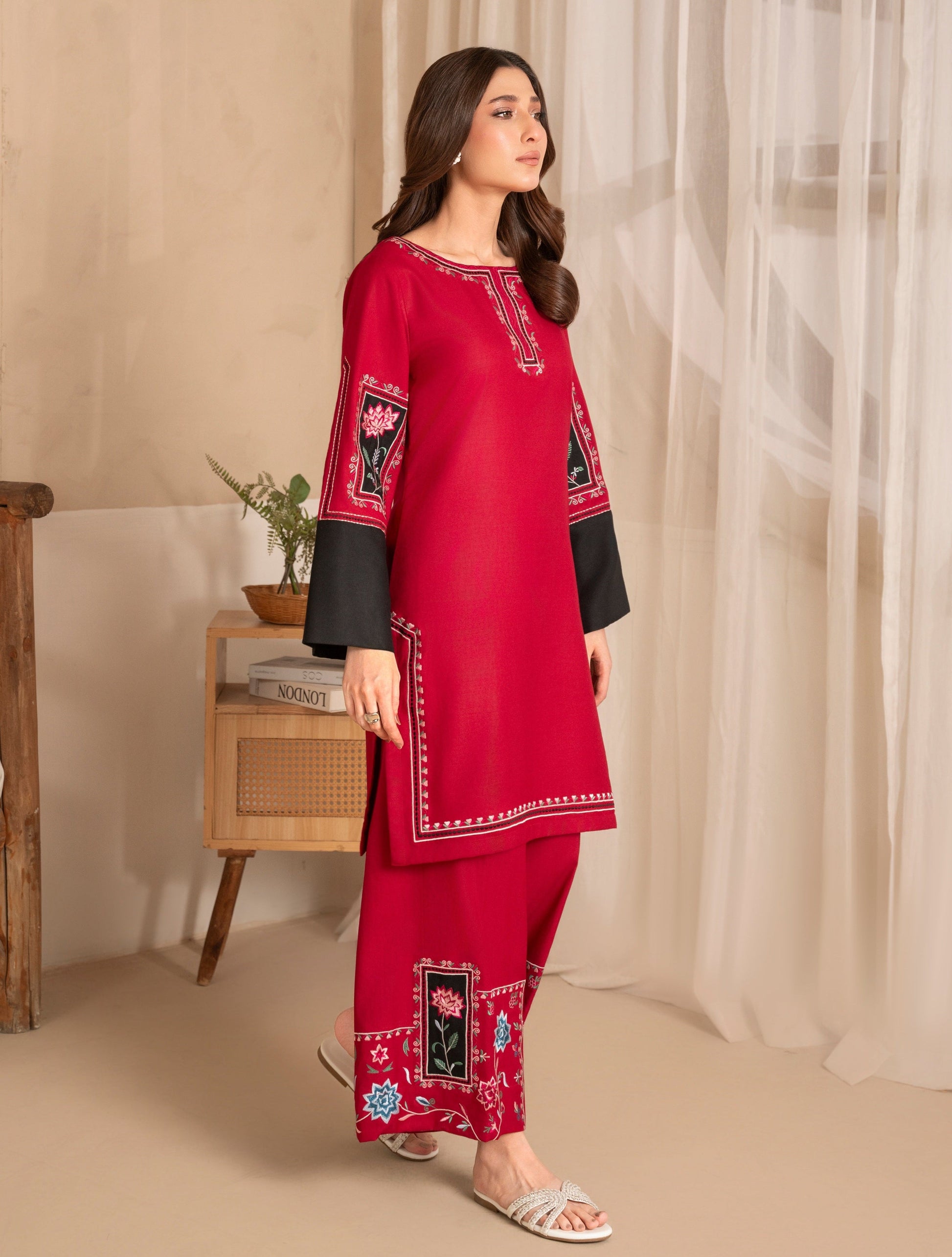 Miraaz Premium Fabric Pakistani Winter Dresses - Sahiba-clothing - 2