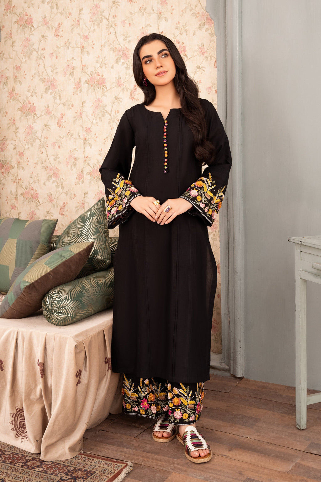 Gulejahan - Black Premium Fabric Pakistani Winter Dresses - Sahiba-clothing - 1
