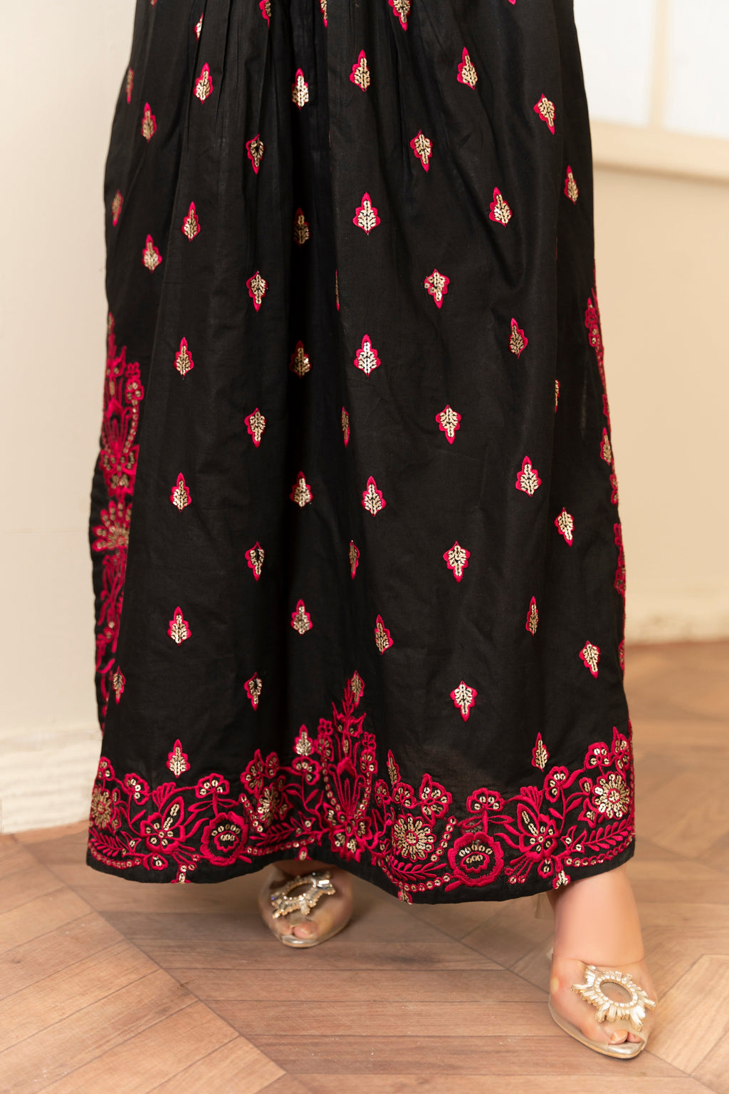 Mehrnaz Premium Fabric Pakistani Winter Dresses - Sahiba-clothing - 7