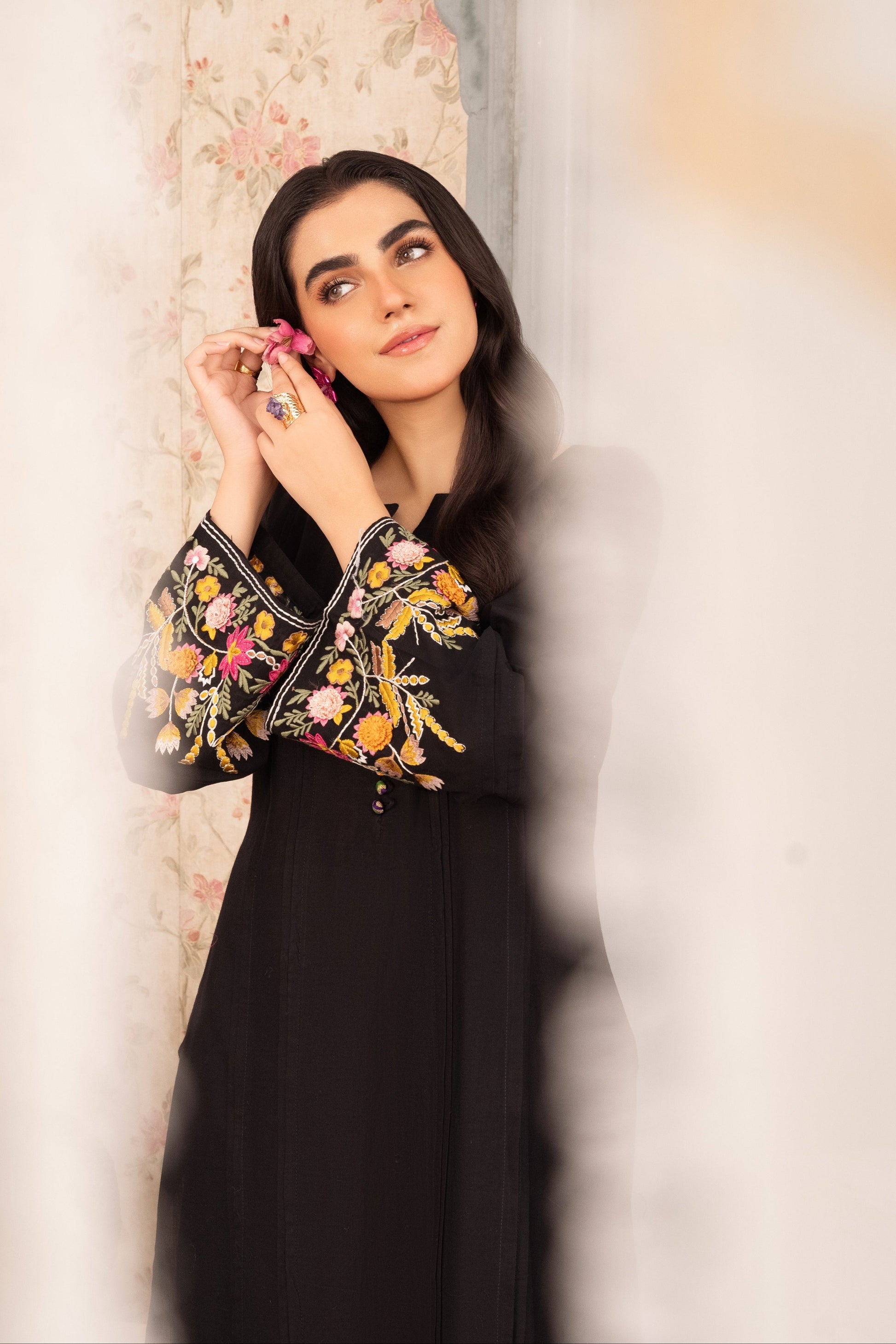 Gulejahan - Black Premium Fabric Pakistani Winter Dresses - Sahiba-clothing - 5