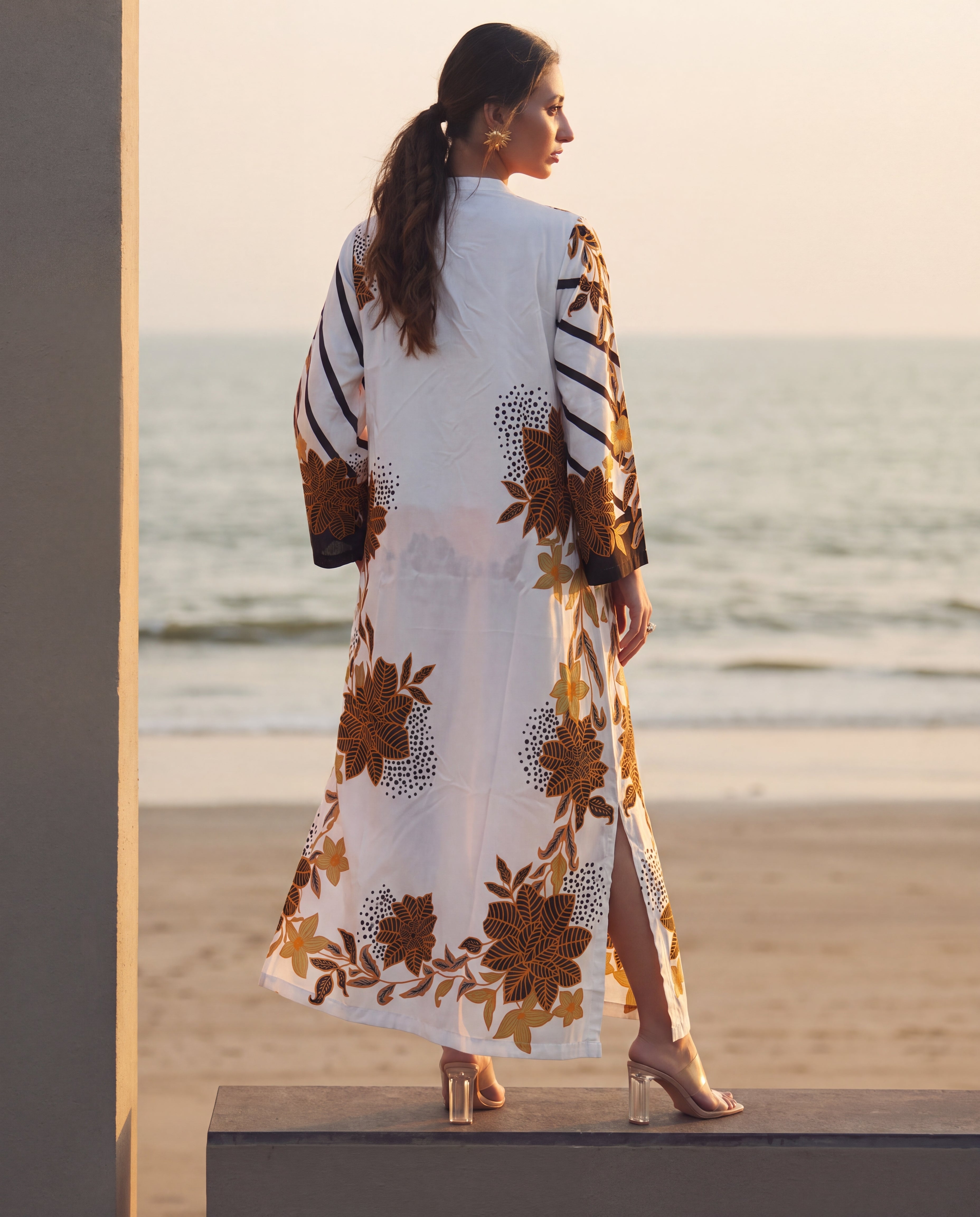 Bahar-e-Safed Premium Fabric Pakistani Summer Dresses - Sahiba-clothing - 2