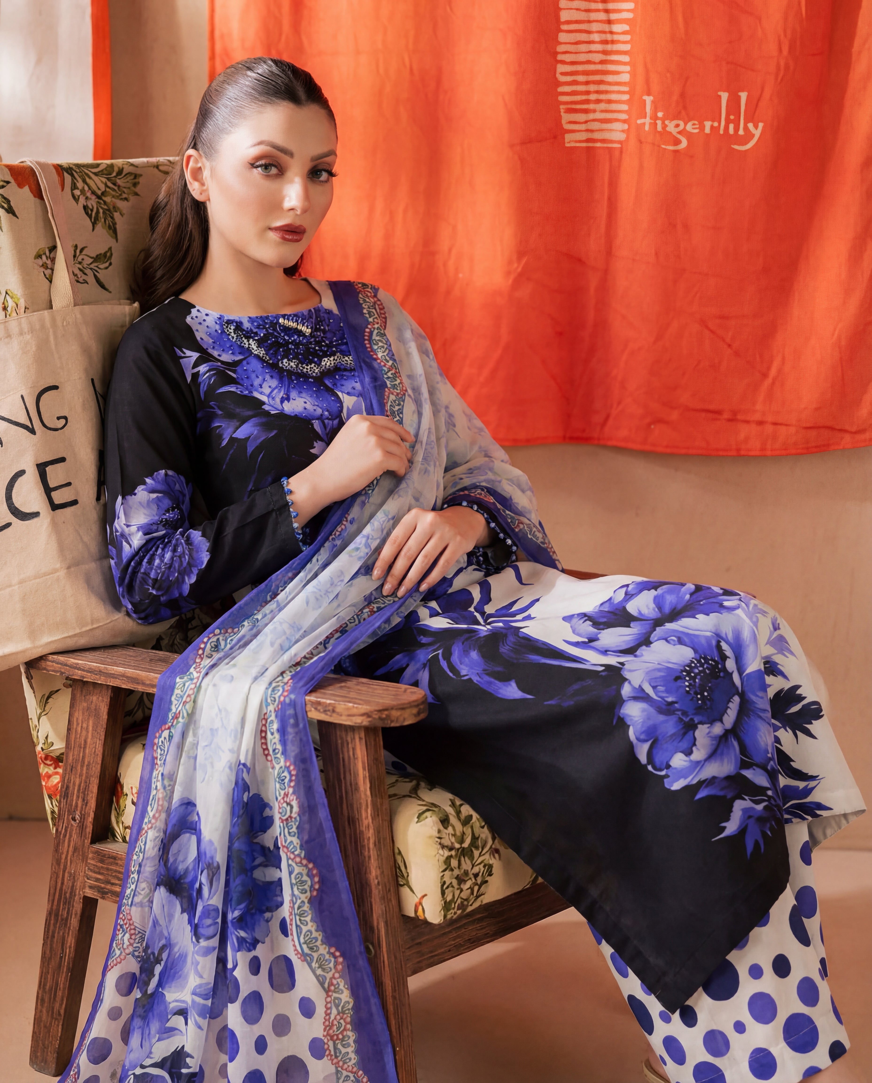 Rangeen Premium Fabric Pakistani Summer Dresses - Sahiba-clothing - 2