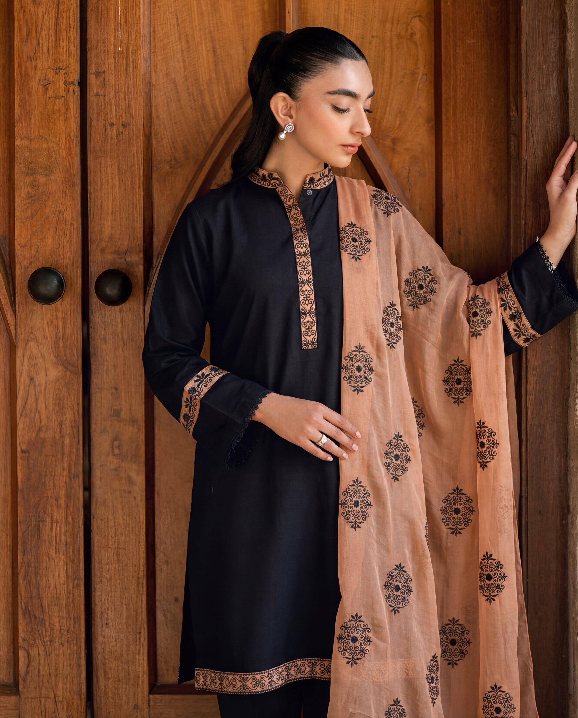 Darum Black Premium Fabric Pakistani Winter Dresses - Sahiba-clothing - 2