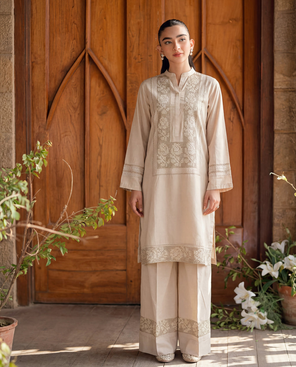 Rangrez Jawa Premium Fabric Pakistani Winter Dresses - Sahiba-clothing - 4