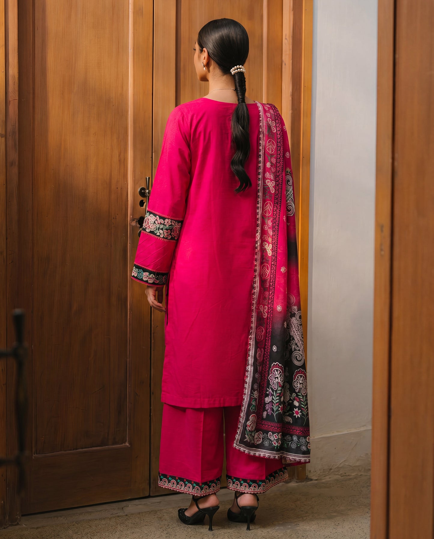Zarnigar Premium Fabric Pakistani Summer Dresses - Sahiba-clothing - 2