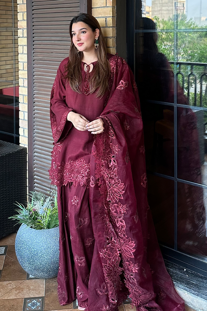 Gulalai Raw Silk Pakistani Casuals Dresses