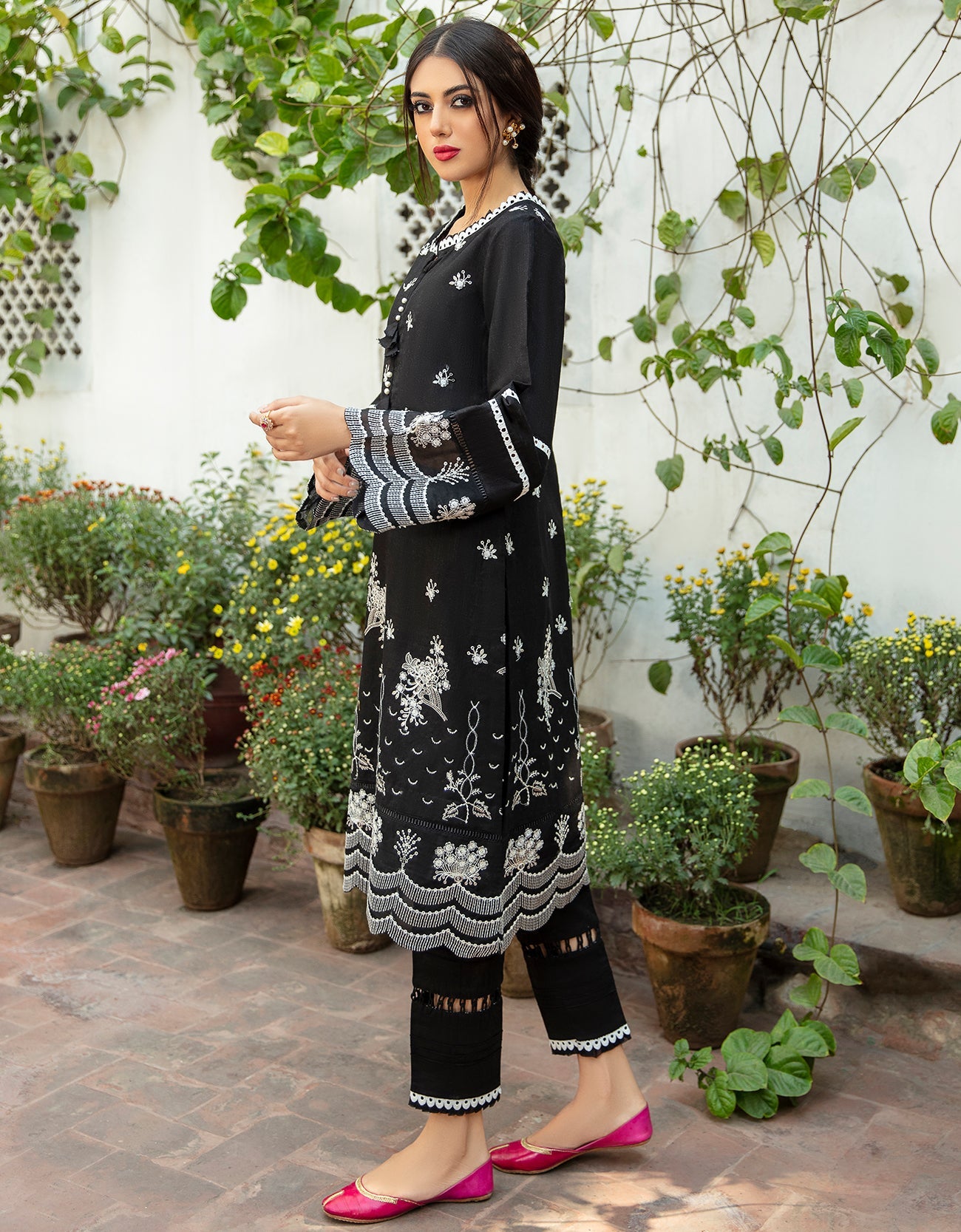 KH-05 Khaddar Pakistani Casuals Dresses