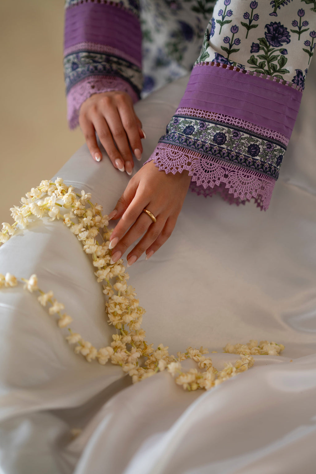 Havor Lawn Pakistani Summer Dresses - Akbar Aslam - 6