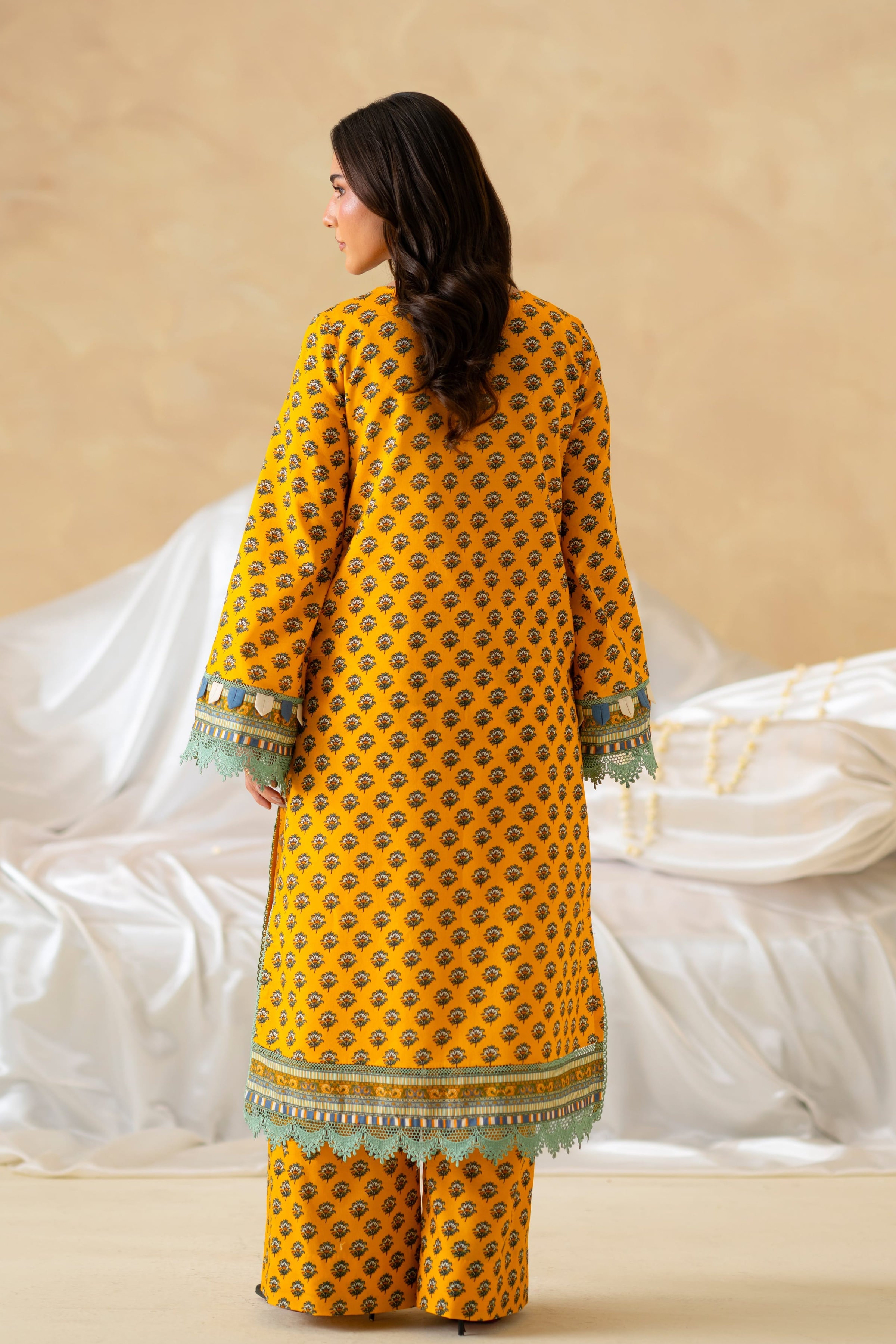 Fynra Lawn Pakistani Summer Dresses - Akbar Aslam - 3