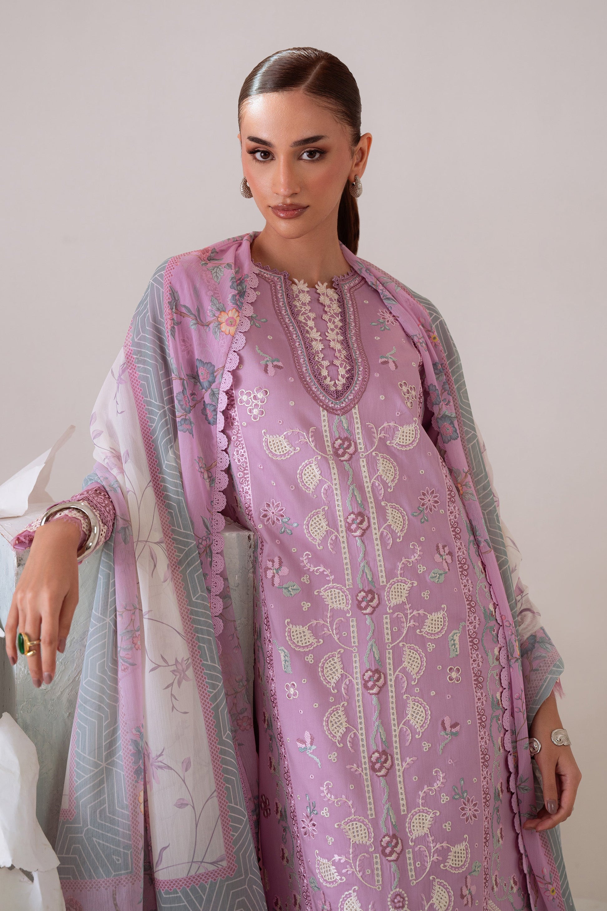 MAHVEEN (AV-10) Chiffon Pakistani Summer Dresses - aabyaan - 2