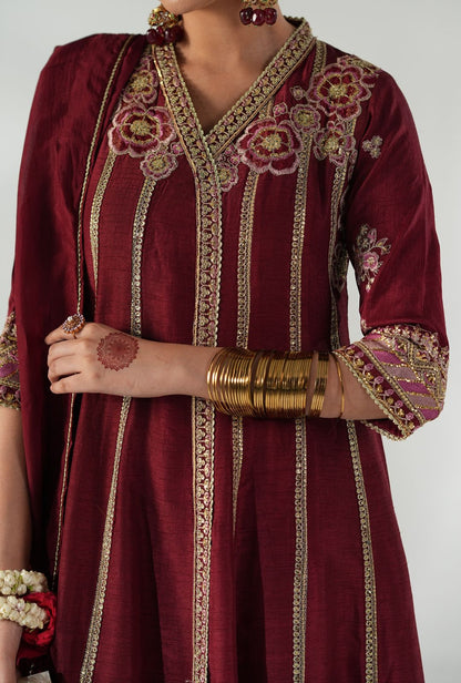 Ruby Raffia