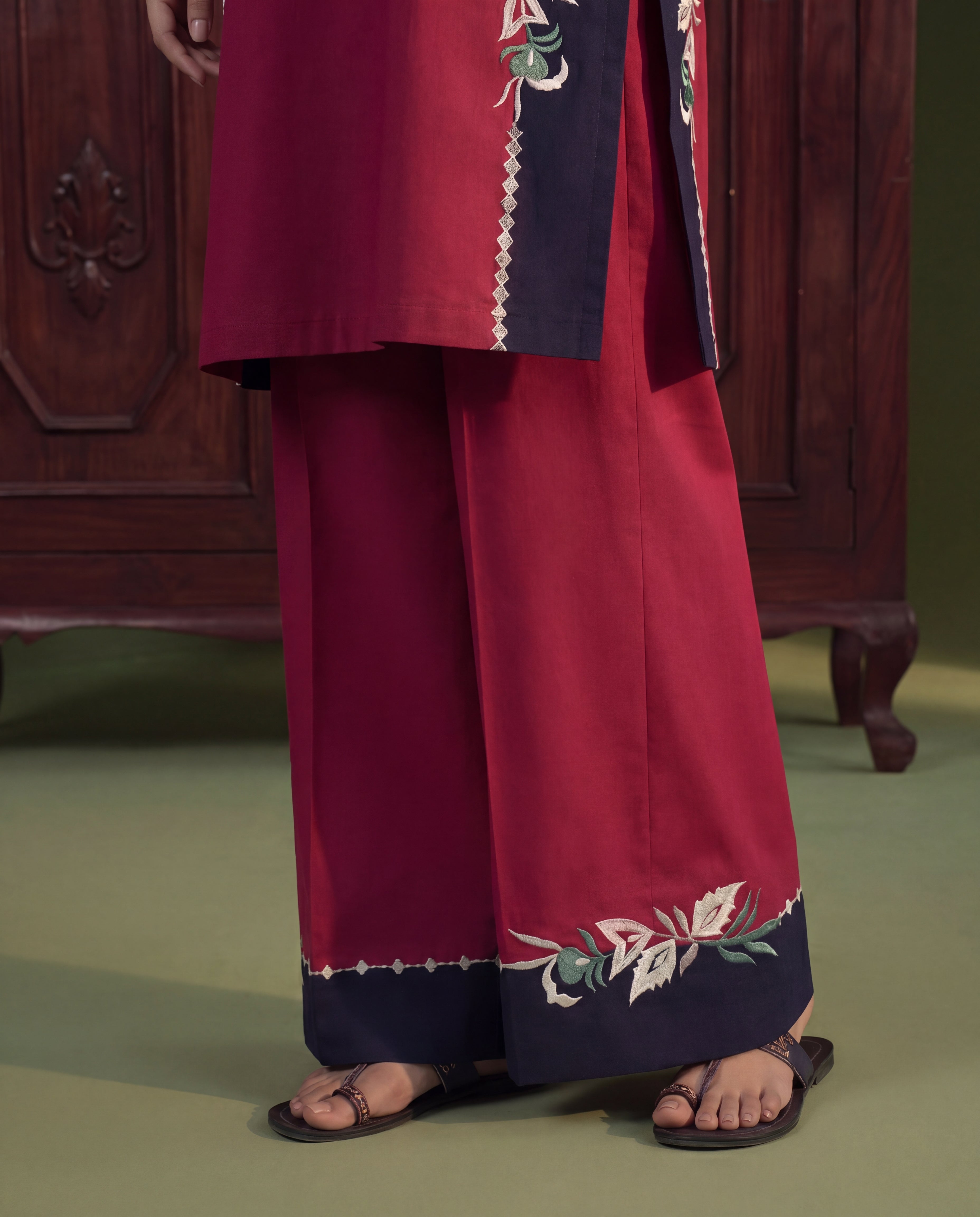Zar-e-Gul Premium Fabric Pakistani Summer Dresses - Sahiba-clothing - 6